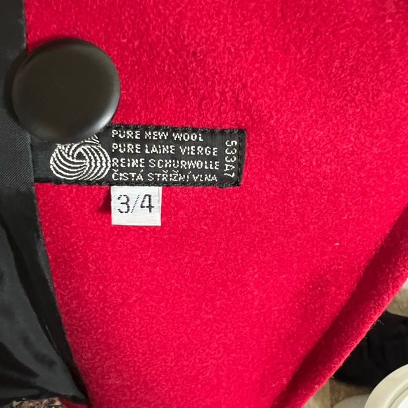 Vintage Red Coat - Picture 4 of 9